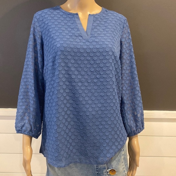 NWT 41 Hawthorn Blue top size M - Picture 1 of 5